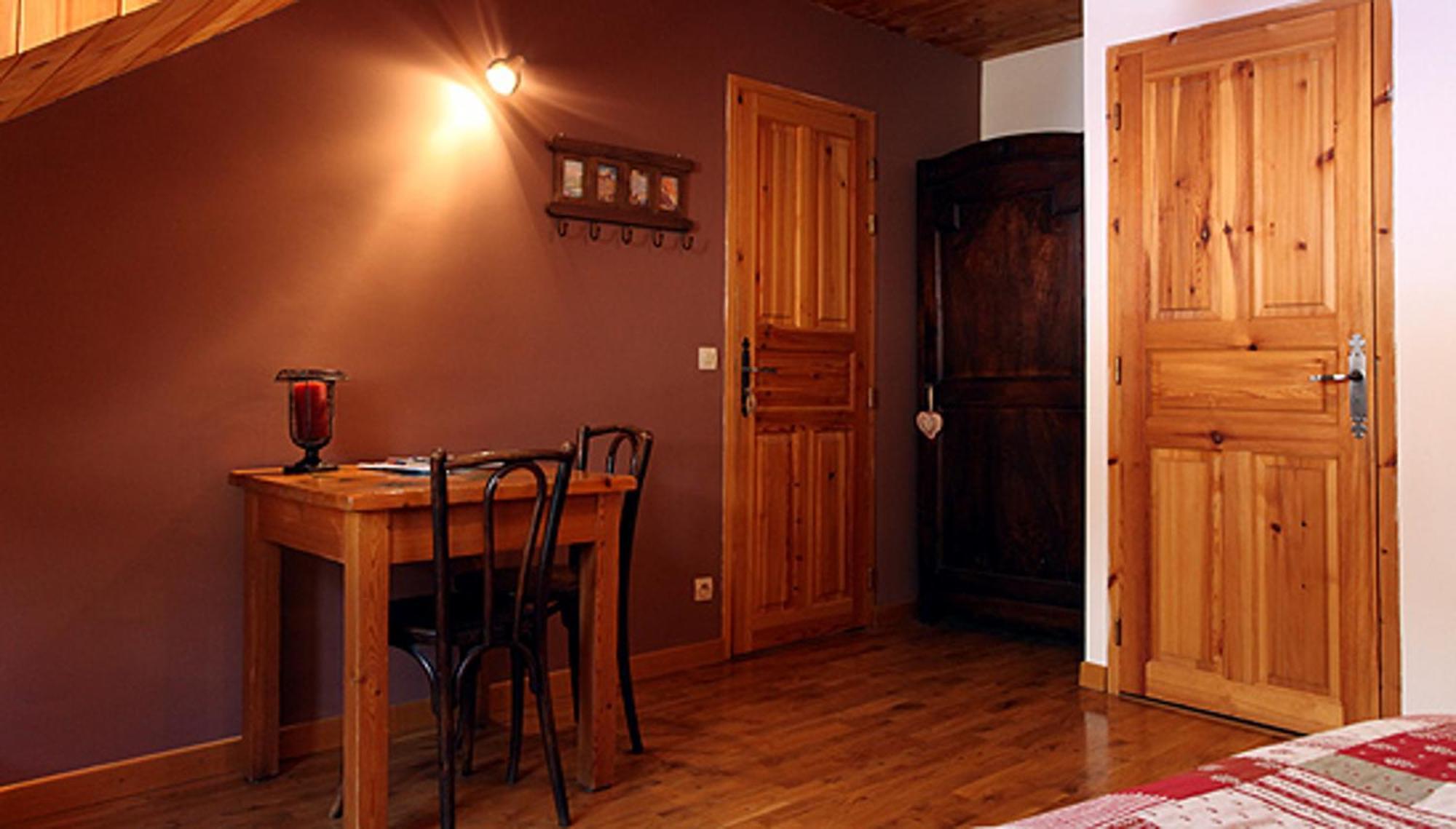 Hotel La Roche Meane Villar-dʼArène Pokoj fotografie